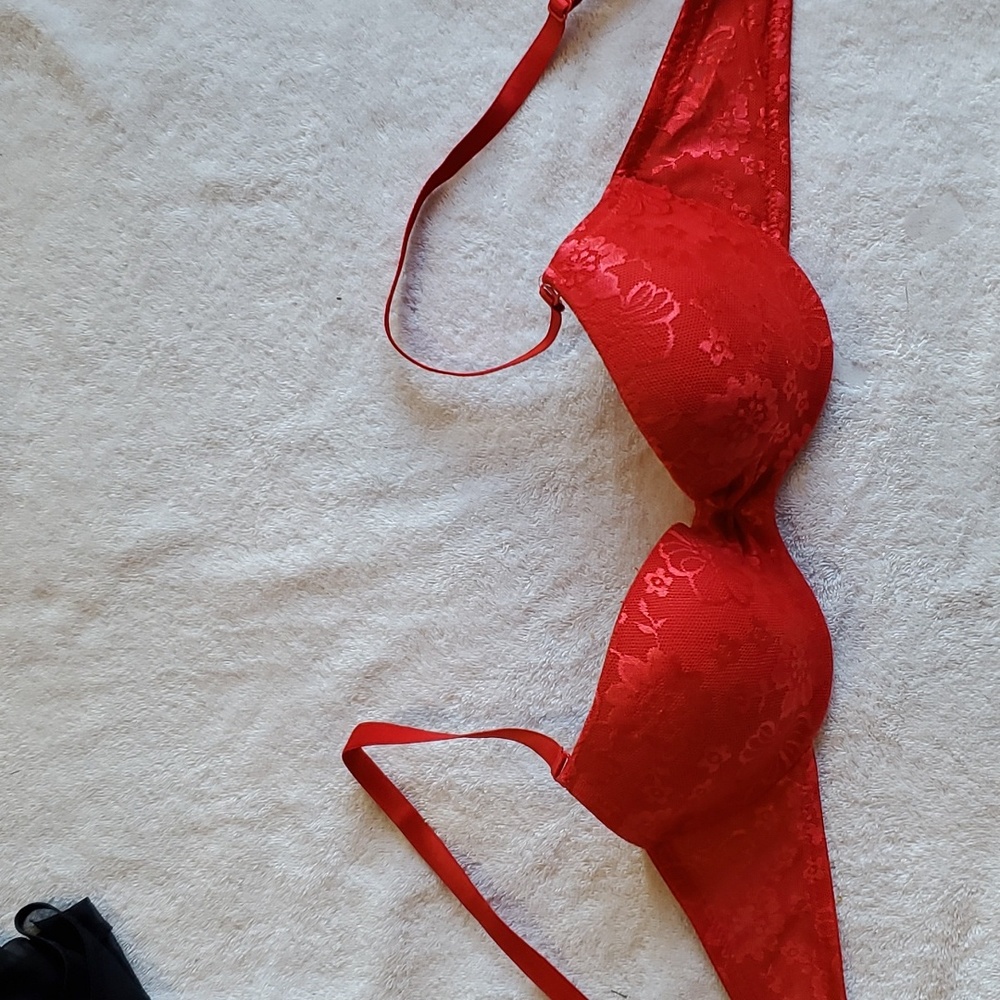 Red All-over Lace Push-up Bra in Size 36B by I Love Your Style EUC